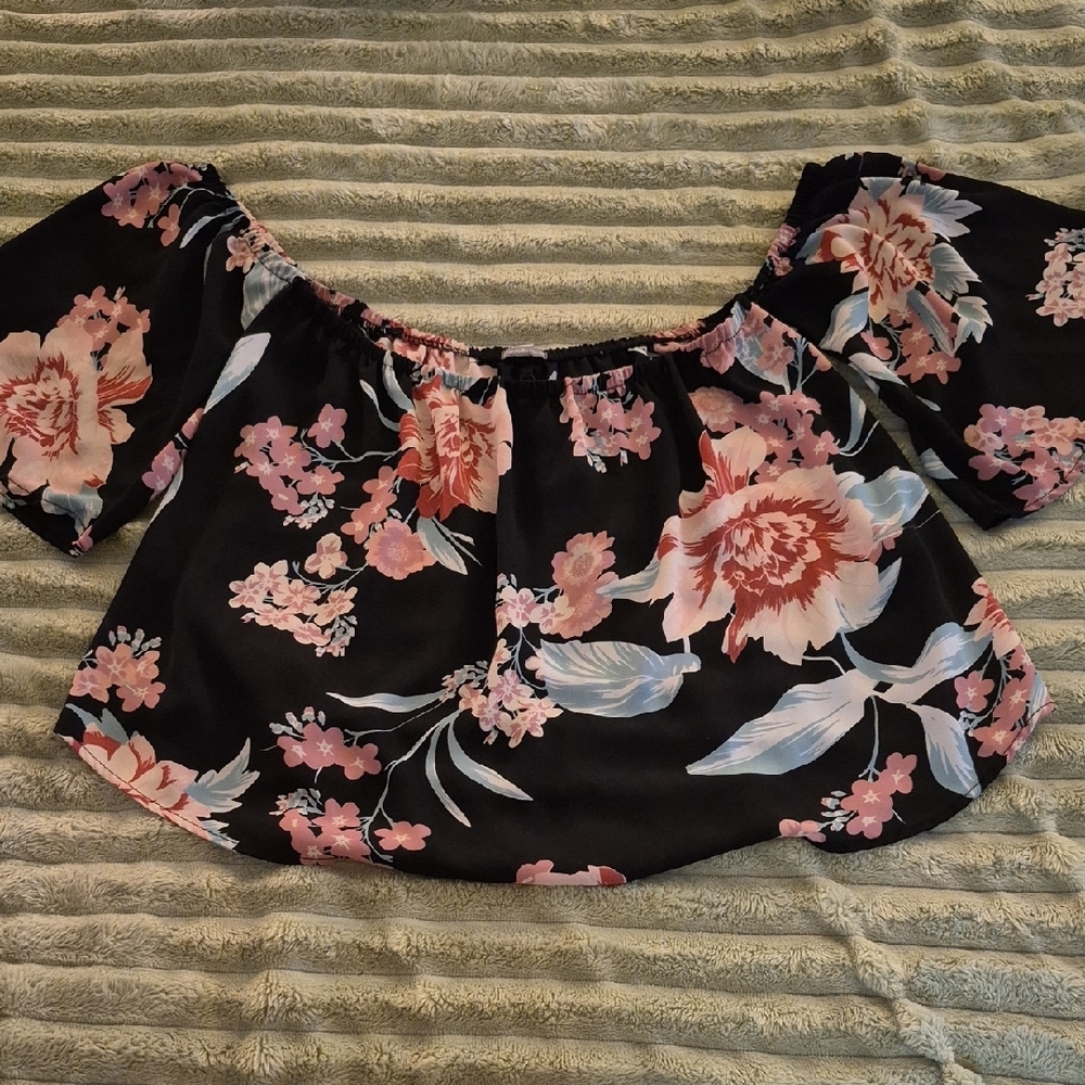Charlotte Russe Black Floral Bandeau Top